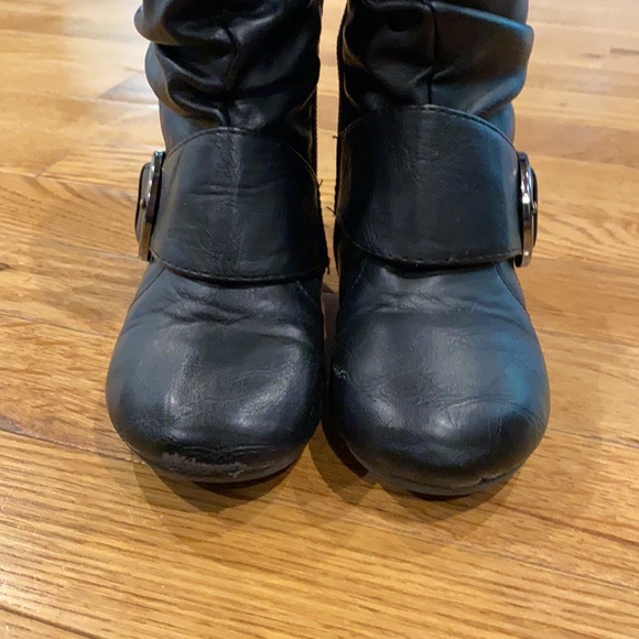 Boot Bundle! - Picture 10 of 11